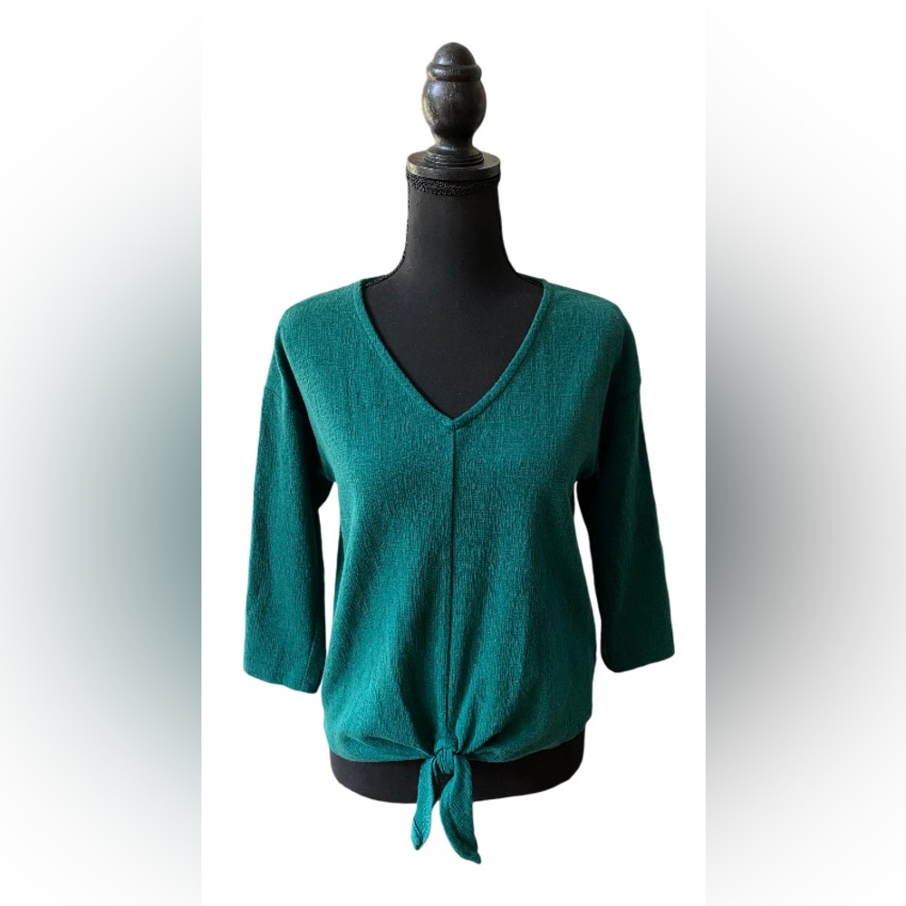 Old Navy: Hunter Green Woven Knit V Neck Shirt with Tie